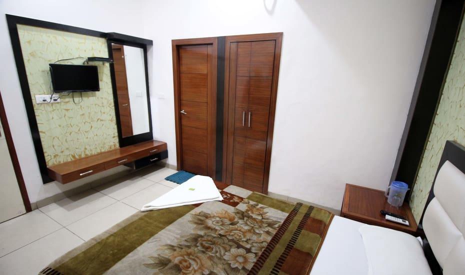 Hotel Kirandeep Agra Agra  Kültér fotó